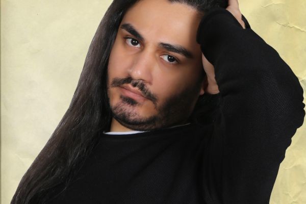 Biography of Hamidreza Ghorbani (singer) <br>Hamidreza Ghorbani is an Iranian music artist, music producer, singer, composer and songwriter who works in pop style. He was born on Jly 3..